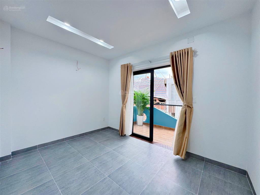 Khu đồng bộ trục đường lê văn quới thông ra hương lộ 2  52m2  đường nhựa 7m  vị trí trung tâm
