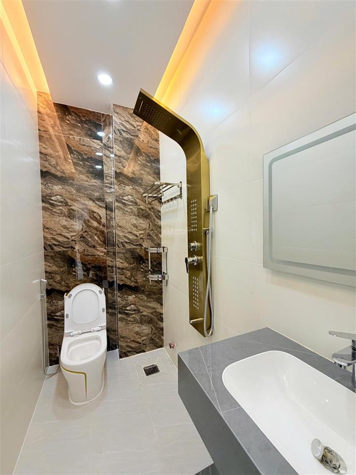 Nhà bán giáp tân phú, quận 6  vị trí đường đình nghi xuân  full nội thất chỉ cần xách vali vào ở