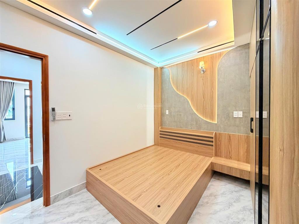 Nhà bán giáp tân phú, quận 6  vị trí đường đình nghi xuân  full nội thất chỉ cần xách vali vào ở