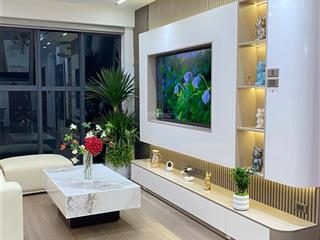 Bán căn hộ 2pn, chỉ 6,9 tỷ, 83m2, nội thất mới đẹp 100%, goldmark city