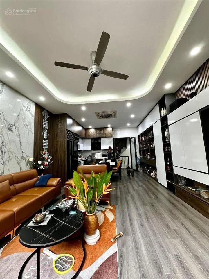 Bán nhà phân lô xã đàn, ô tô tránh dừng đỗ ngày đêm, siêu kinh doanh, 35m2, 4 tầng giá 13 tỷ