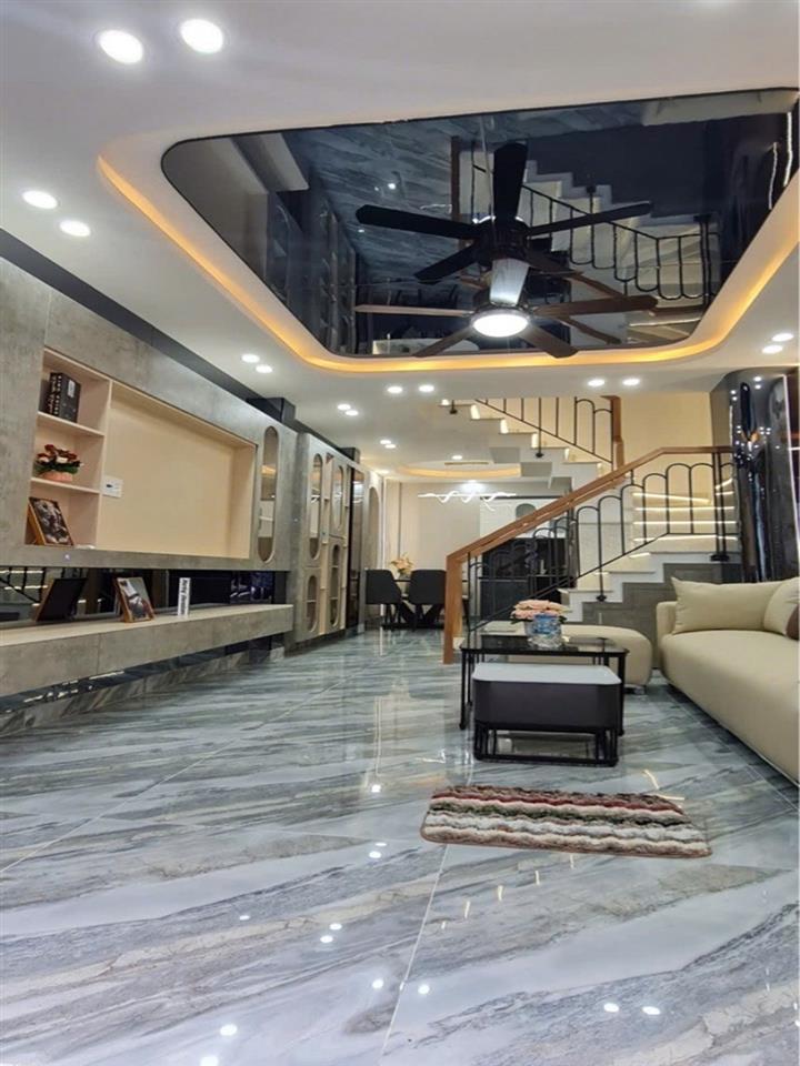 [D2254] 🧧 NHÀ NỞ HẬU "ĐẠI LỘC" - SÁT VÁCH EMART 🏢
