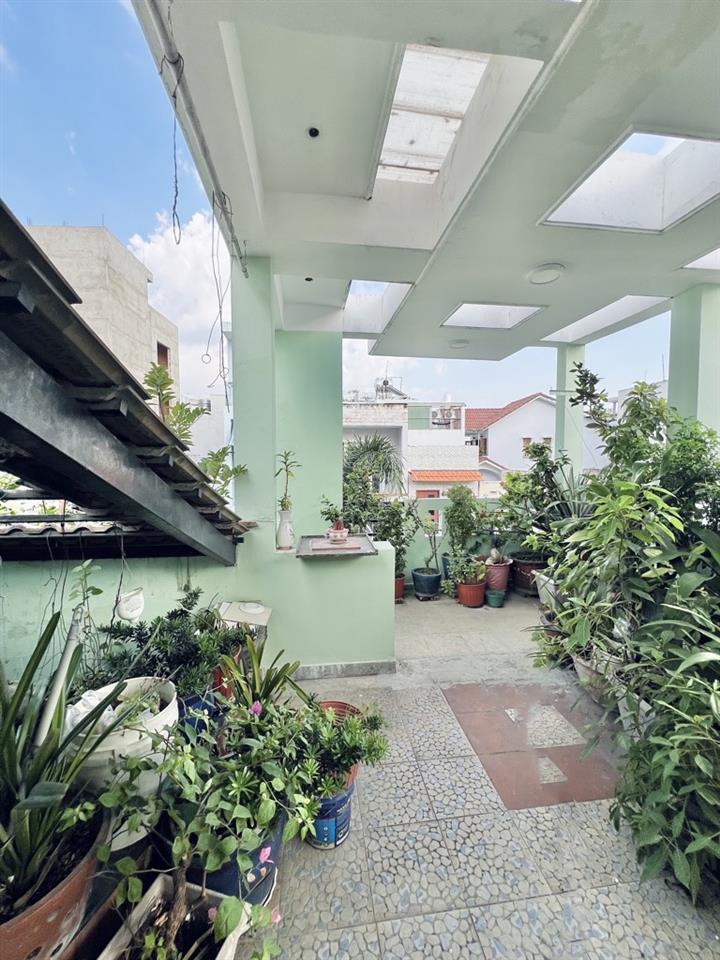 [D2571*] Khan hiếm nhà sân ô tô sát Ngã Tư Hàng Xanh, 134m2 giá 15.x tỷ