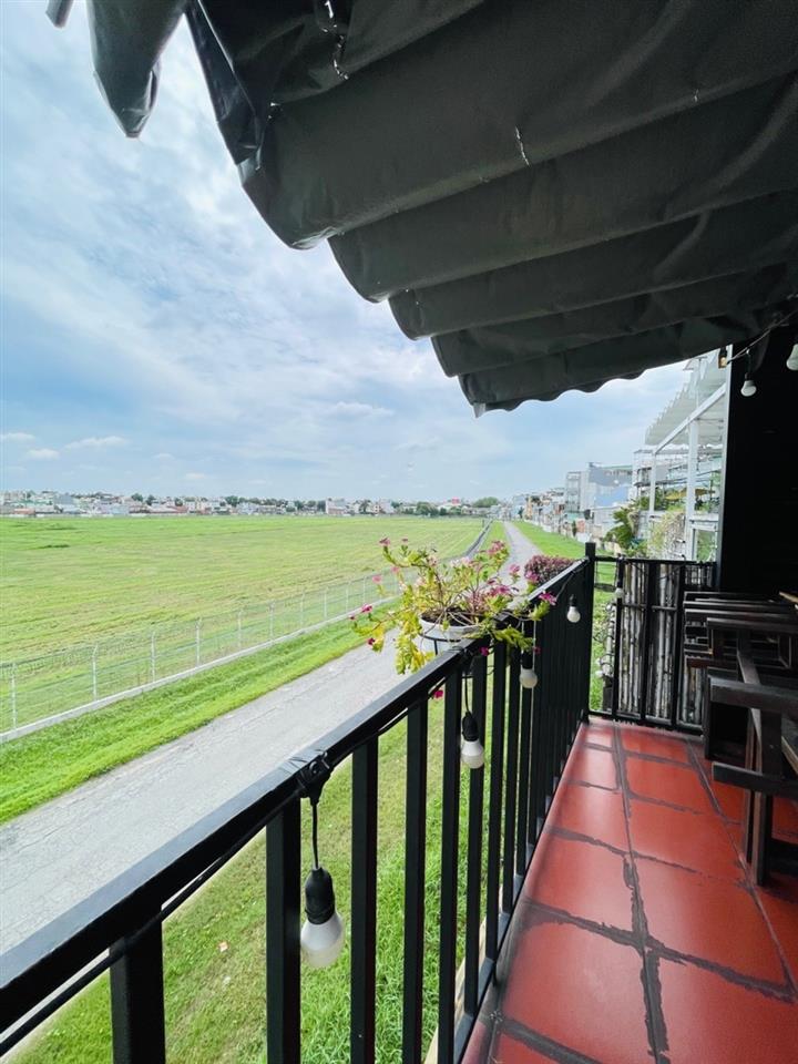 D2767* Mặt Tiền Nguyễn Văn Công Sát Sân Bay 17.x Tỷ