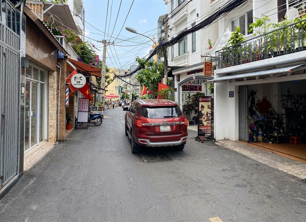 D2803* Đất MT Nguyễn Tuân gần BV175 tiện xây mới, N.Hậu 6m giá 12.x tỷ