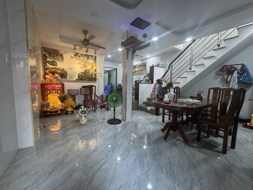 D2843* gần Ngã 6 Gò Vấp Nhà Mới Ở Ngay Ngang 5.5m Giá 4.x Tỷ