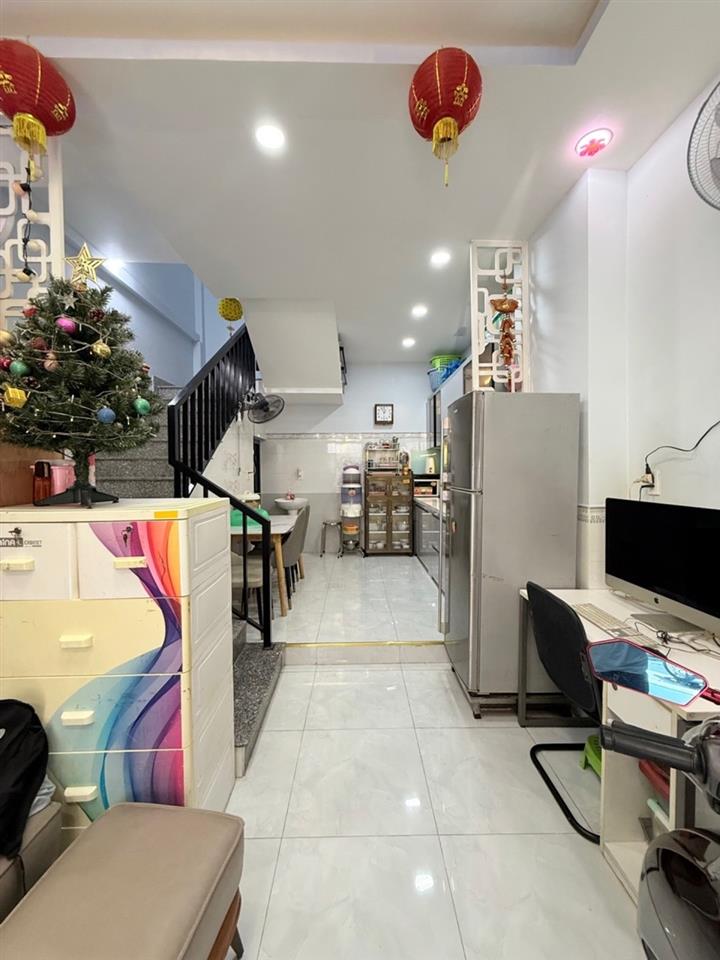 [D2884] Bán nhà đẹp Đ. Số 2 An Hội Đông, cạnh chợ Xóm Mới, 4.x tỷ