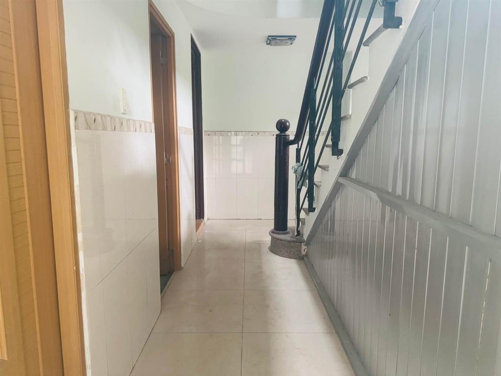 D2967* NHÀ 4T vuông A4 200M2 THỐNG NHẤT - GIÁ 12.X TỶ