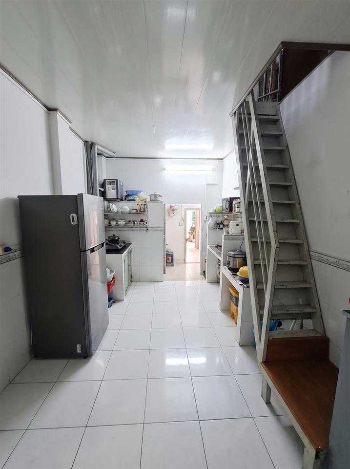 D3180 ⚡️ Bán Nhà Mặt tiền Diên Hồng Nở Hậu Chỉ 10.x Tỷ