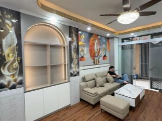 Nhà 5 tầng  3 phòng ngủ  thiết kế hiện đại  trung tâm hà đông  xách vali ở ngay