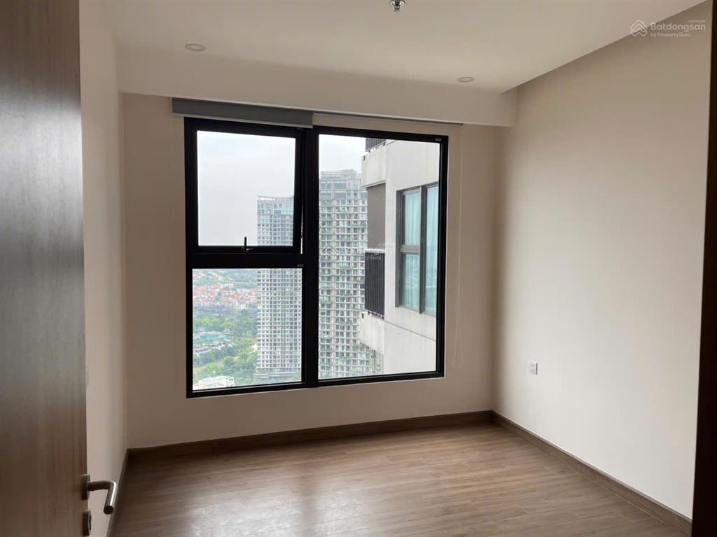 Hoa hậu sky oasis 2 phòng ngủ hướng đông nam view hồ cực đẹp dành cho chủ nhân thiết kế mới
