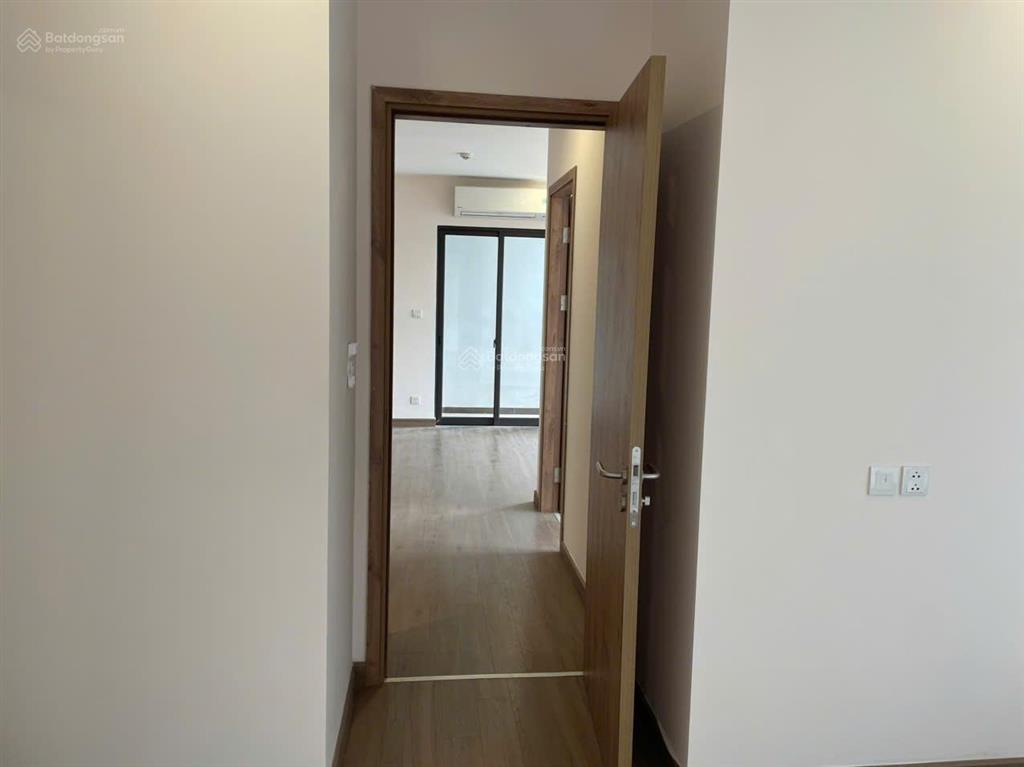 Hoa hậu sky oasis 2 phòng ngủ hướng đông nam view hồ cực đẹp dành cho chủ nhân thiết kế mới