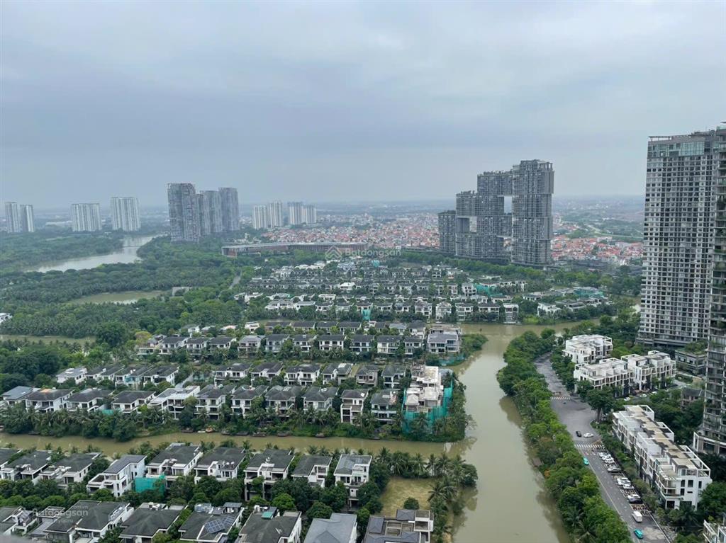 Hoa hậu sky oasis 2 phòng ngủ hướng đông nam view hồ cực đẹp dành cho chủ nhân thiết kế mới