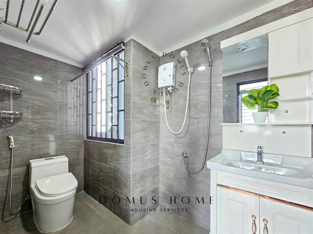 Cho thuê căn duplex cửa sổ  ban công sẵn máy giặt riêng từng phòng  gần lotte mart