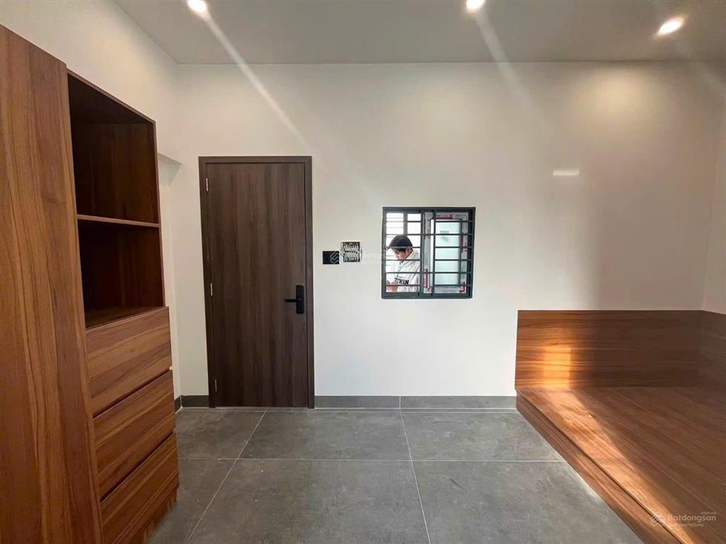 Khai trương phòng mới xây chỉ 4tr5000  sát trường ufm