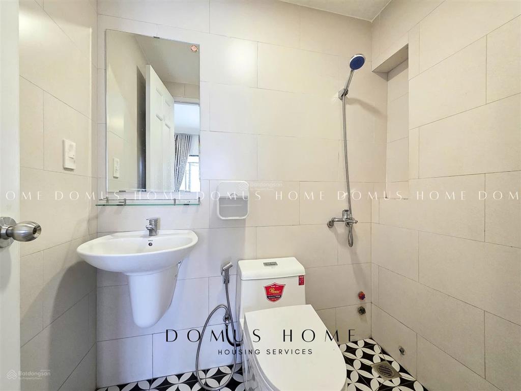 Cho thuê căn hộ 1pn tách bếp full nội thất máy giặt riêng có thang máy