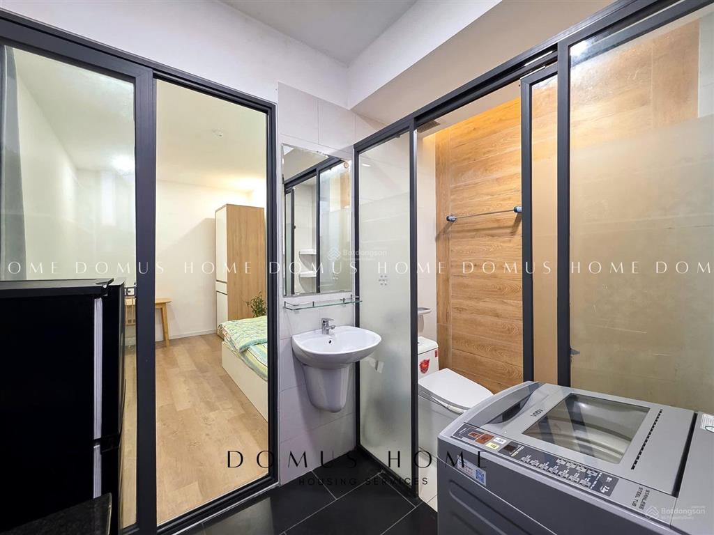 Cho thuê căn hộ 1pn tách bếp full nội thất máy giặt riêng có thang máy