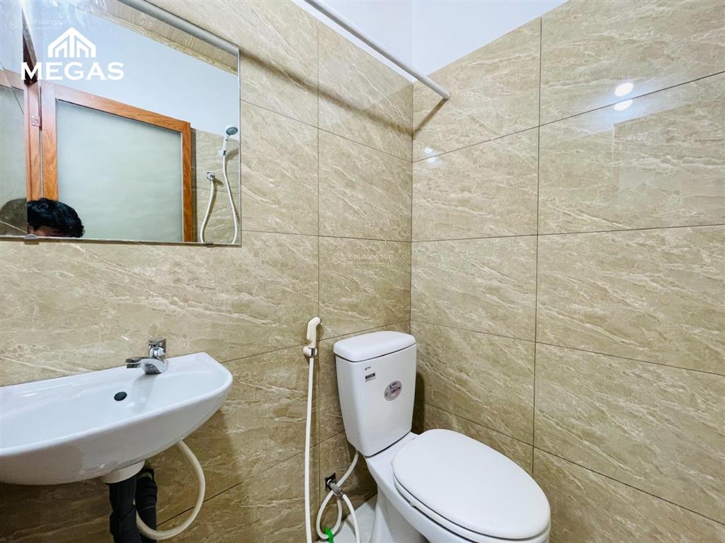 Phòng gác cao 2m mới xây 30m² đầy đủ nội thất ngay tô ký, gần công viên phần mềm