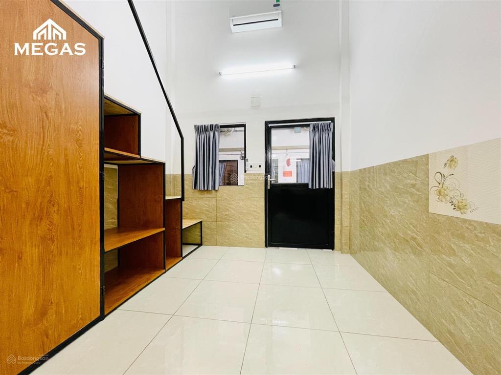 Phòng gác cao 2m mới xây 30m² đầy đủ nội thất ngay tô ký, gần công viên phần mềm