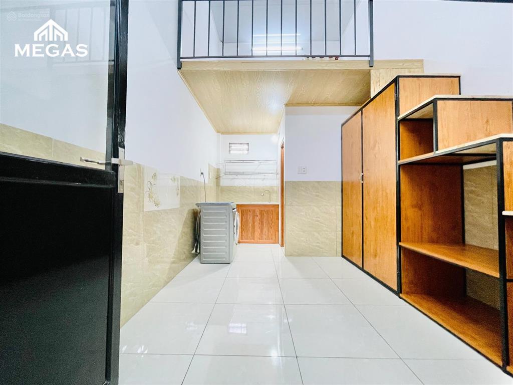 Phòng gác cao 2m mới xây 30m² đầy đủ nội thất ngay tô ký, gần công viên phần mềm