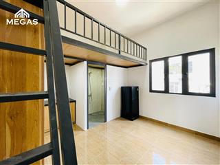 Phòng trọ mới xây gác lớn cửa sổ trời đầy đủ nội thất ngay công viên phần mềm quang trung