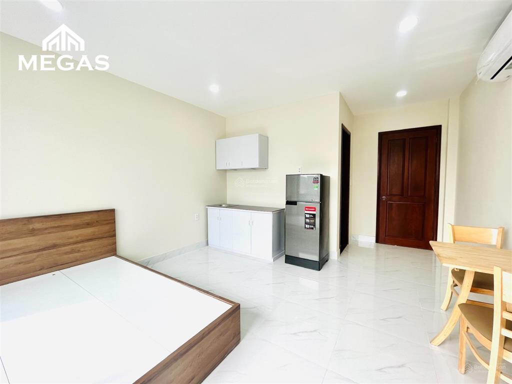 Căn hộ ban công mới 100% ngay trường chinh, cầu tham lương  đầy đủ nội thất  tiện đi kcn tân bình