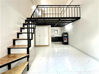 Cho thuê phòng rộng mới xây, cửa sổ trời, 35m², gác cao 2m, đầy đủ nội thất, vườn lài, nttu
