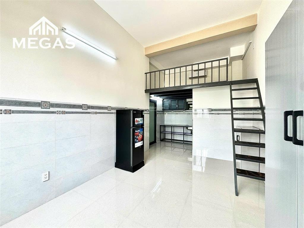 Cho thuê phòng 35m2cửa sổ lớn thoángmới xâyđầy đủ nội thấtngay công viên phần mềm quang trung