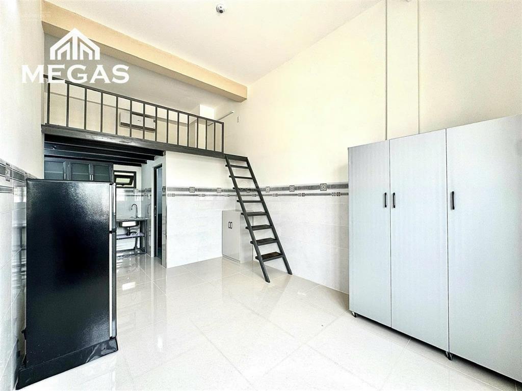 Cho thuê phòng 35m2cửa sổ lớn thoángmới xâyđầy đủ nội thấtngay công viên phần mềm quang trung