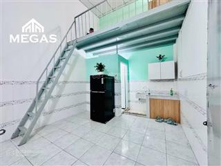 Cho thuê phòng trọ giá rẻ gác lớn sát bên đại học nguyễn tất thành  vườn lài