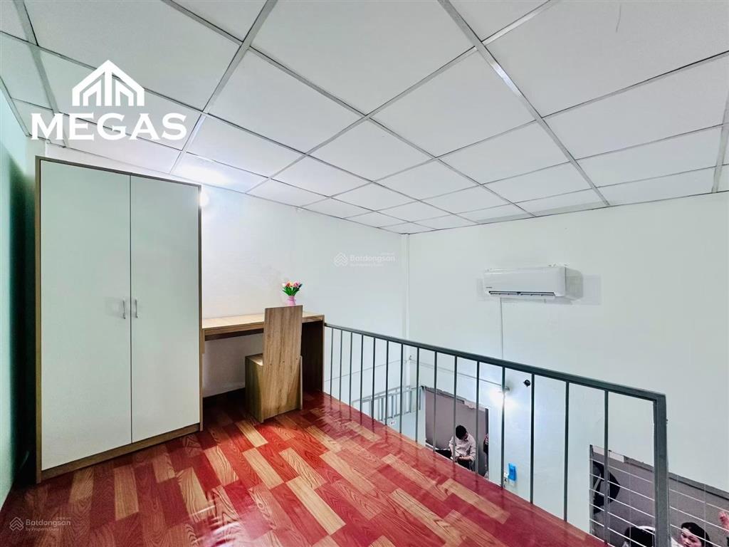 Cho thuê phòng trọ giá rẻ gác lớn sát bên đại học nguyễn tất thành  vườn lài