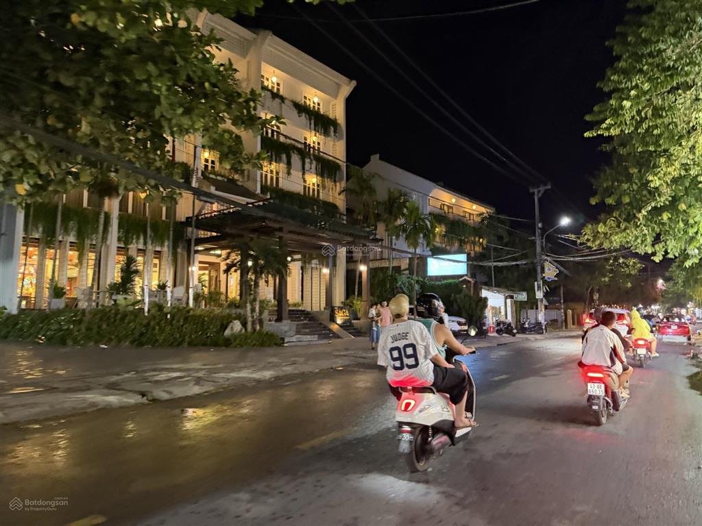 Mt đường cửa đại  dt 401m2  chỉ 17.x tỷ thương lượng