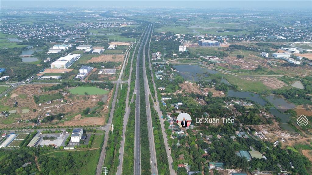 Lô đất 79.4m2 mặt tiền 6m, ô tô tránh, cách metro số 5 đại lộ thăng long đúng 100m, chỉ 42tr/m2