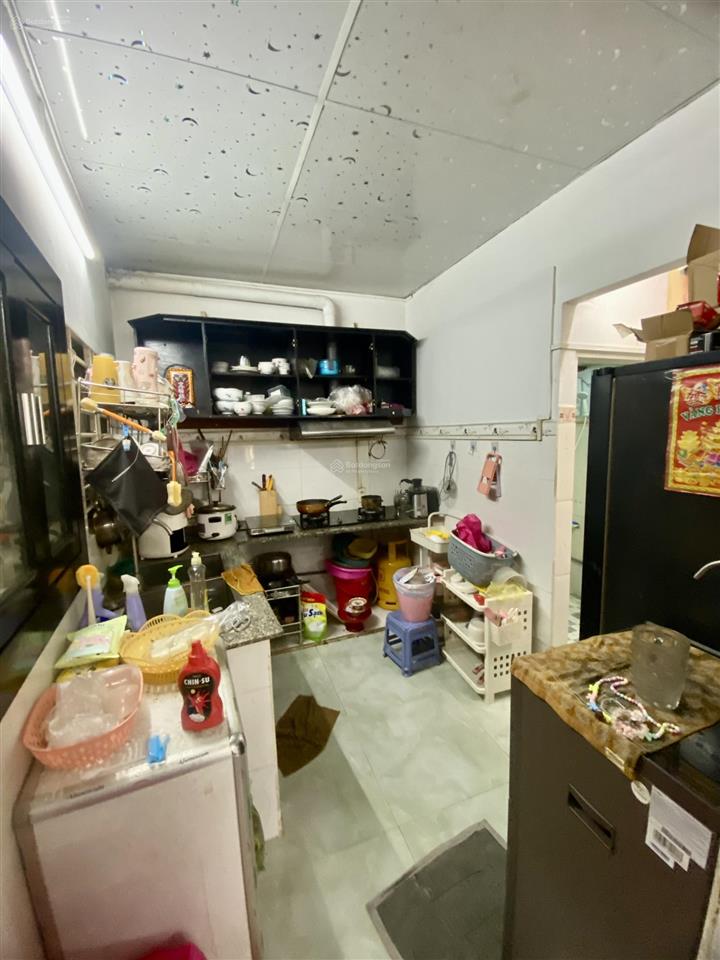 Chính chủ cần bán nhà vào ở liền lưu hữu phước q8. (sổ hồng riêng). (gần chợ, trường học).