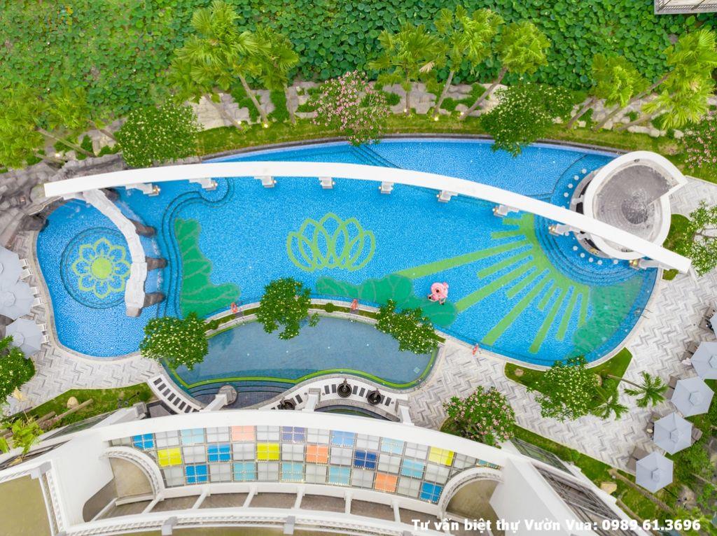 Nhà em cần bán lô biệt thự vườn vua hơn 300m2 mặt hồ