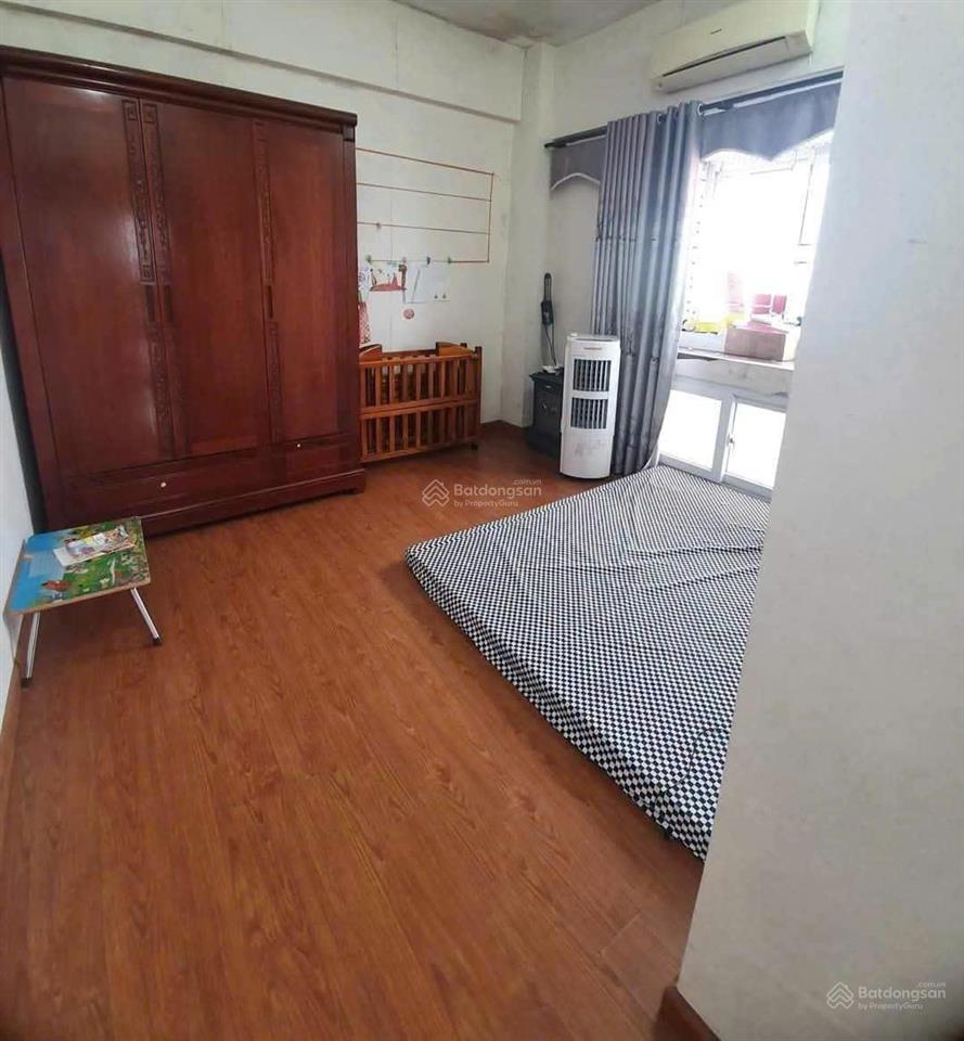 Cho thuê chcc việt hưng 74m 2 phòng ngủ full đồ 90% thoáng mát chỉ 7,5tr/th