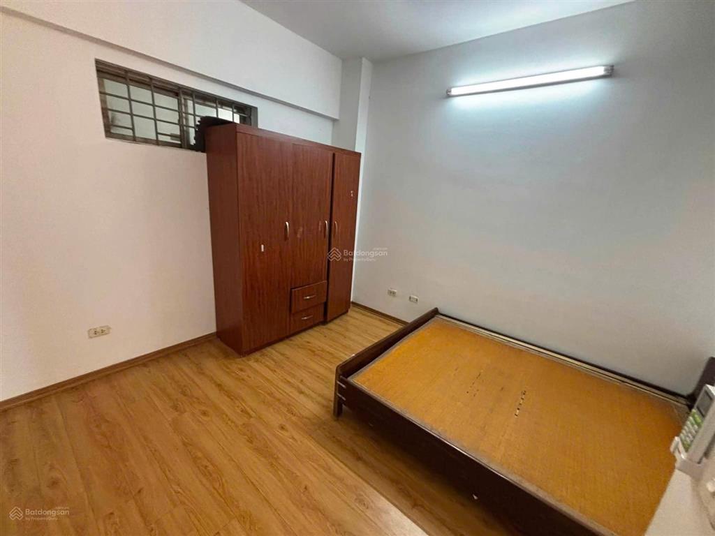 Cho thuê chcc việt hưng 74m 2 phòng ngủ full đồ 90% thoáng mát chỉ 7,5tr/th