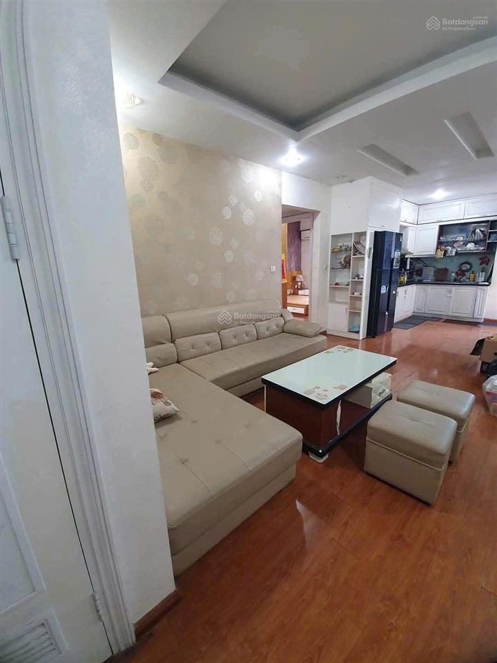 Cho thuê chcc việt hưng 74m 2 phòng ngủ full đồ 90% thoáng mát chỉ 7,5tr/th