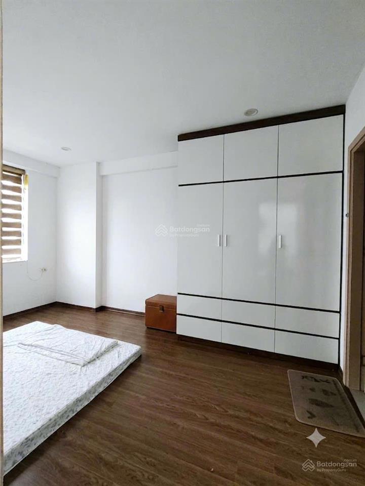 Cho thuê chcc dự án mới việt hưng 72m 2 phòng ngủ/2wc ban công thoáng mát giá 8,5tr/th