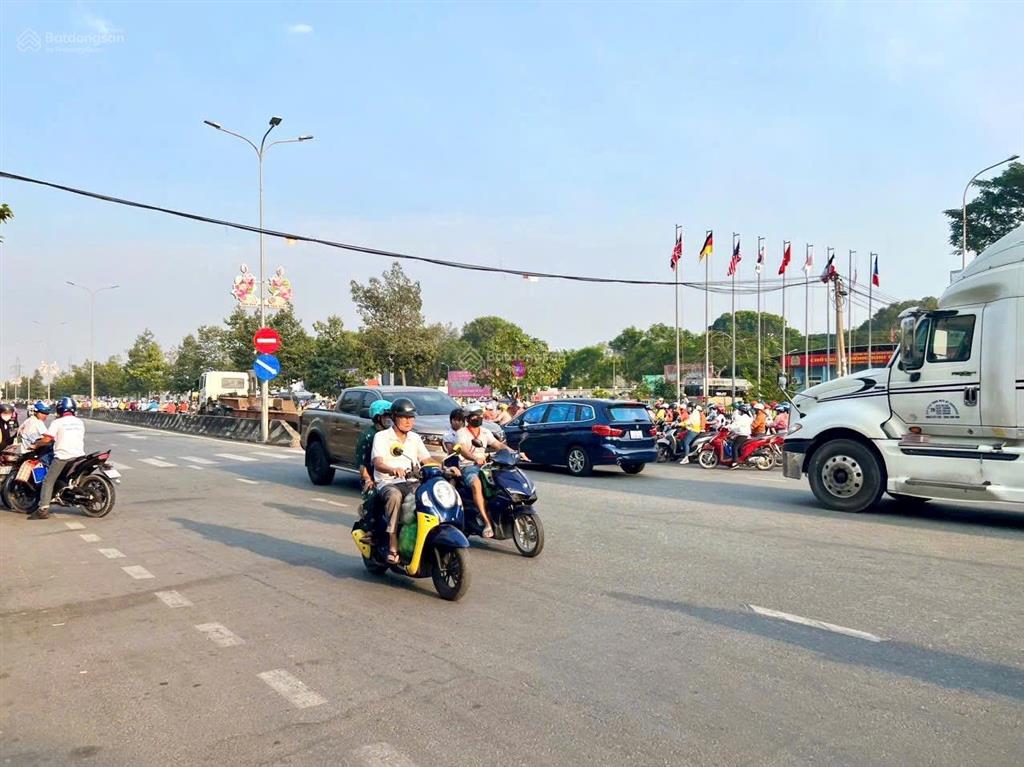 Bán đất thổ cư 76,8m mặt tiền đường bà vệ  liên ấp 3, giá 830tr xã long định, cần đước, long an