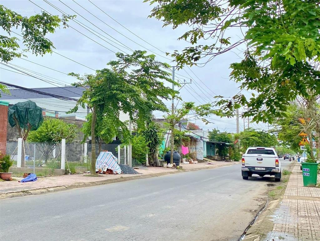 Bán 136,7m² đất thổ cư, mặt tiền liên ấp, cách 150m đường đt16, giá 1,29 tỷ xã long cang, tây ninh