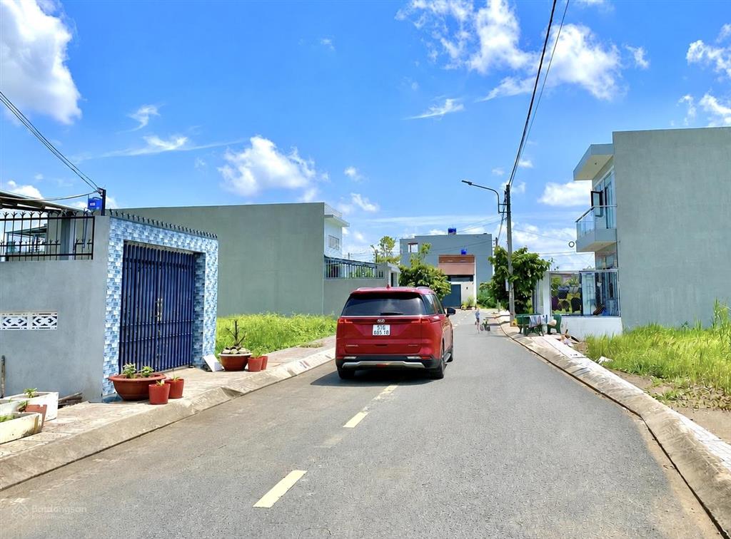 Nền thổ 4,3x34m kdc thuận đạo cách 200m đường 830  giá 1,75 tỷ xã long cang, tây ninh