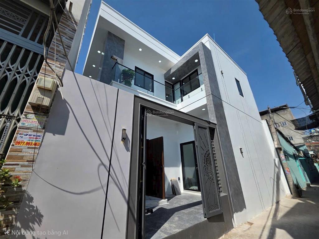 Nhà đẹp 11x7 xây mới 2 tầng 3 phòng ngủ có phòng dưới trệt ngay gần chợ phước long