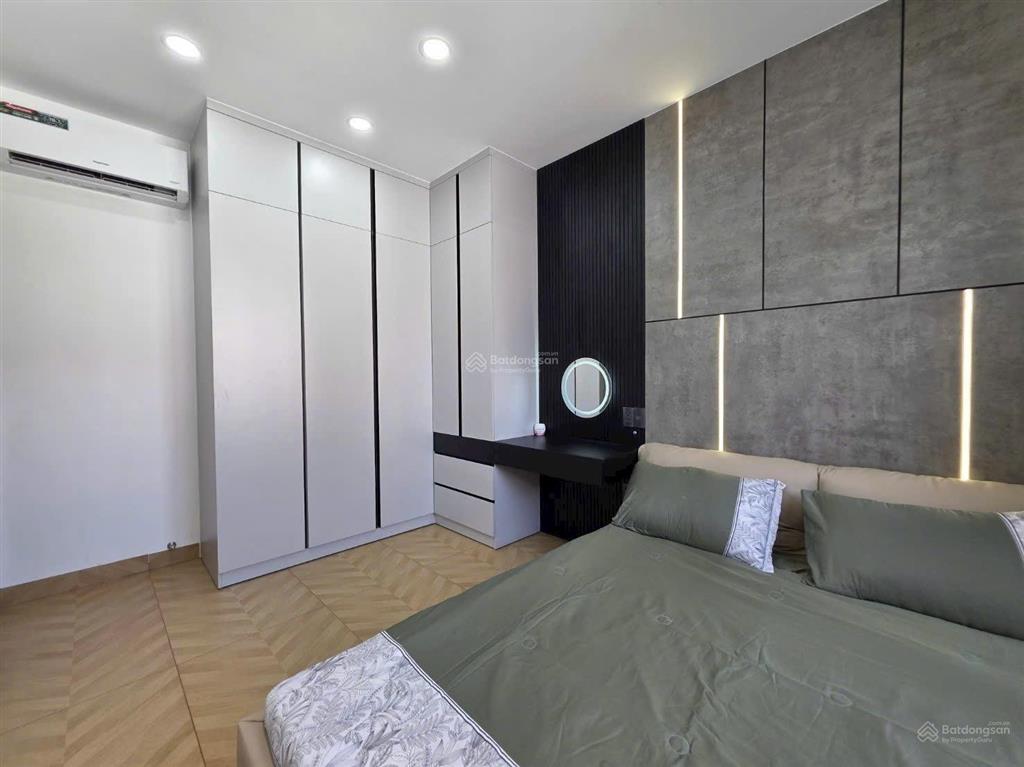 Nhà đẹp 11x7 xây mới 2 tầng 3 phòng ngủ có phòng dưới trệt ngay gần chợ phước long