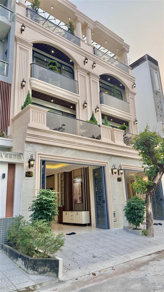 Cặp nhà phố view hồ cạnh công viên có thang máy xây mới 100% giá tốt