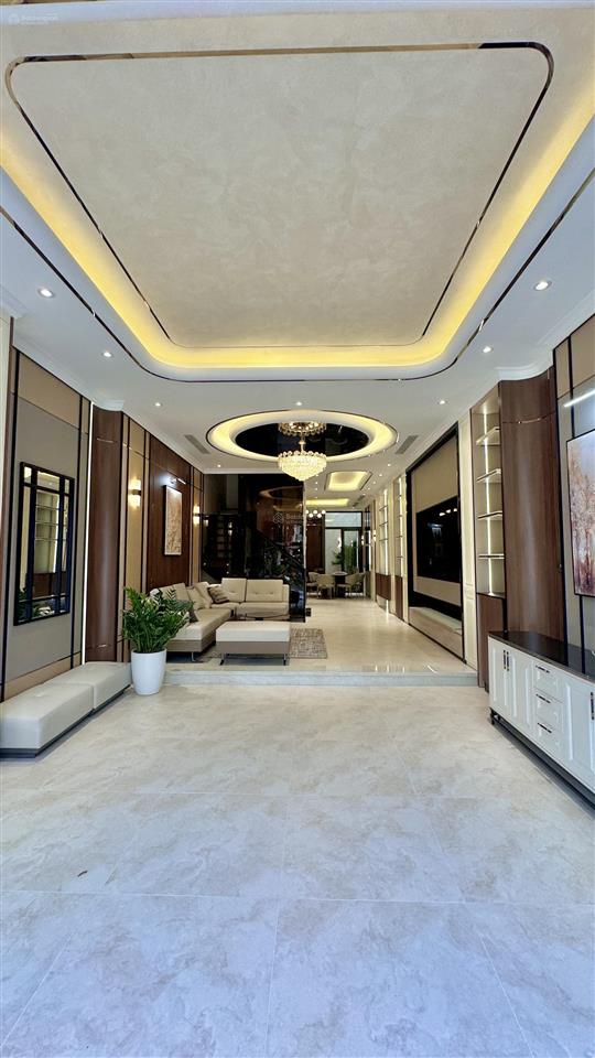 Cặp nhà phố view hồ cạnh công viên có thang máy xây mới 100% giá tốt