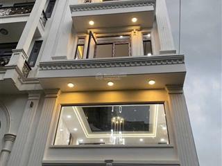 Nhà phố mới đẹp 1 trệt lửng 3 lầu gara ô tô pháp lý chuẩn liền kề pmh