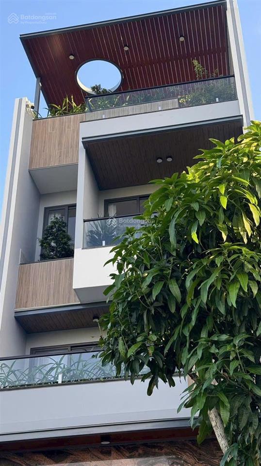 Nhà mặt đường nhựa 16m xây kiên cố 4 tầng thang máy 450kg gần nhiều tiện ích liền kề phú mỹ hưng
