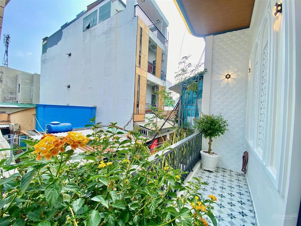 Nhà đẹp mặt hẻm kinh doanh 4,6x9 vào ở được ngay hỗ trợ vay ngân hàng