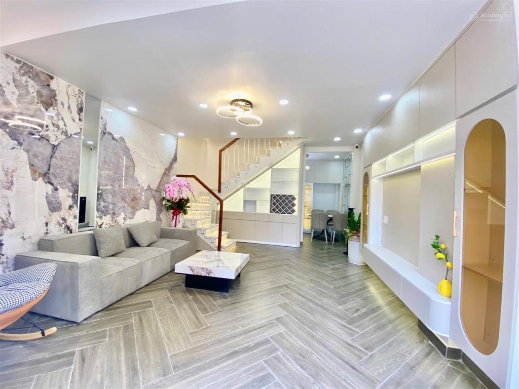 Nhà đẹp mặt hẻm kinh doanh 4,6x9 vào ở được ngay hỗ trợ vay ngân hàng